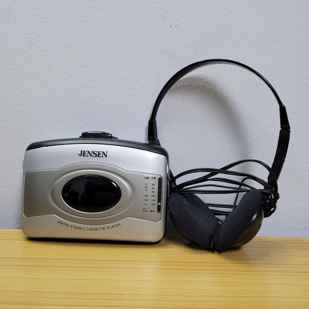 Jensen SCR-60 Portable Personal Stereo Tape Cassette Player AM/FM Radio